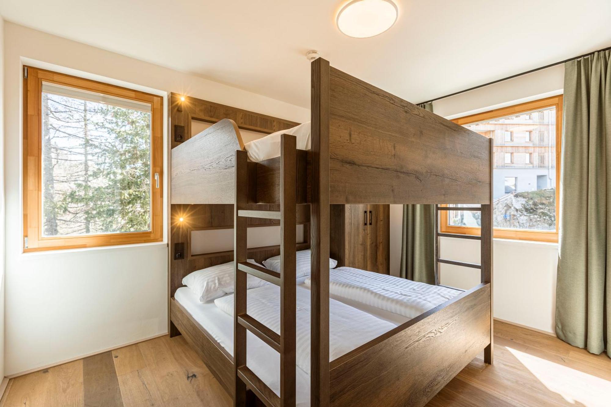 Almresort Sonnenalpe Nassfeld By Alps Resorts Exteriör bild