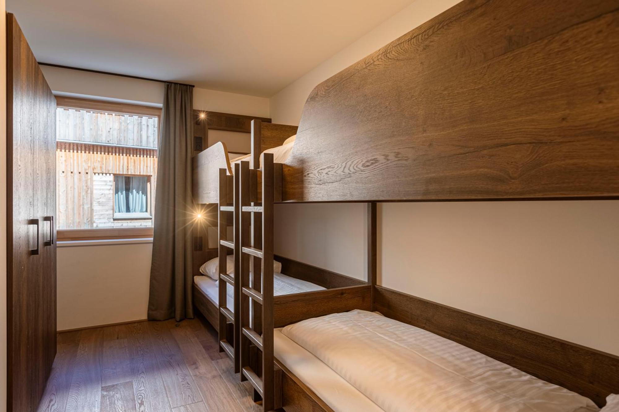 Almresort Sonnenalpe Nassfeld By Alps Resorts Exteriör bild