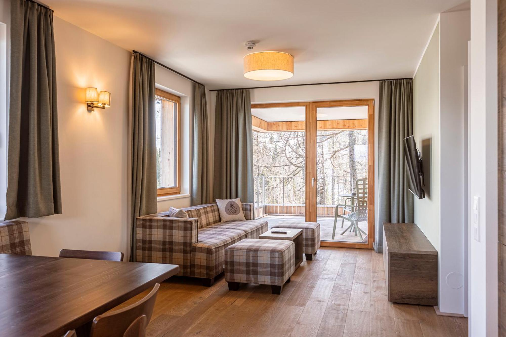 Almresort Sonnenalpe Nassfeld By Alps Resorts Exteriör bild
