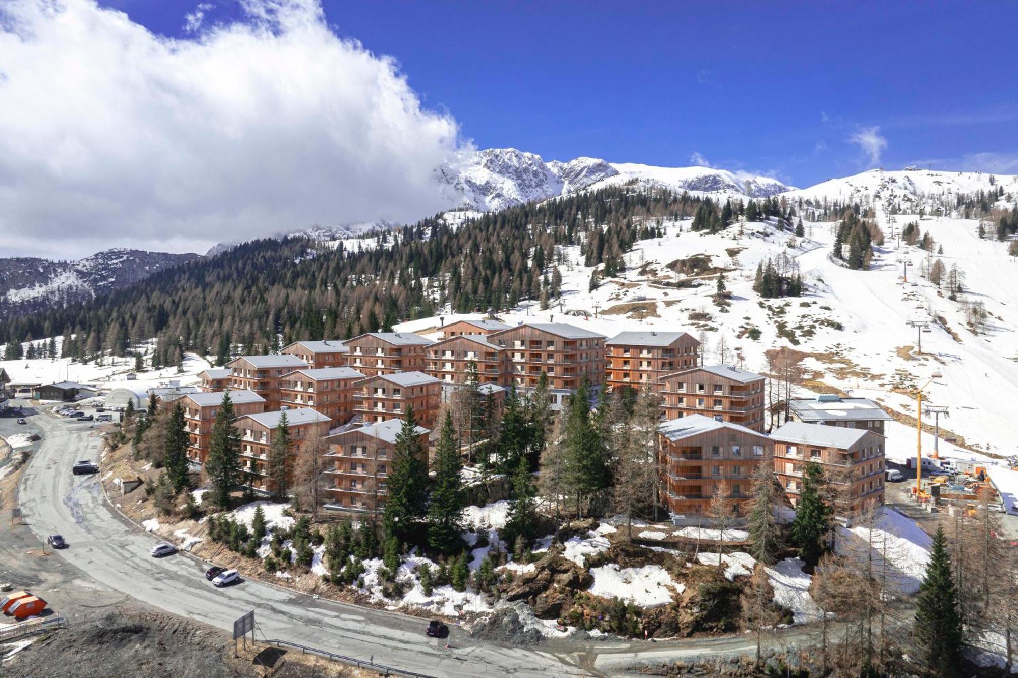 Almresort Sonnenalpe Nassfeld By Alps Resorts Exteriör bild