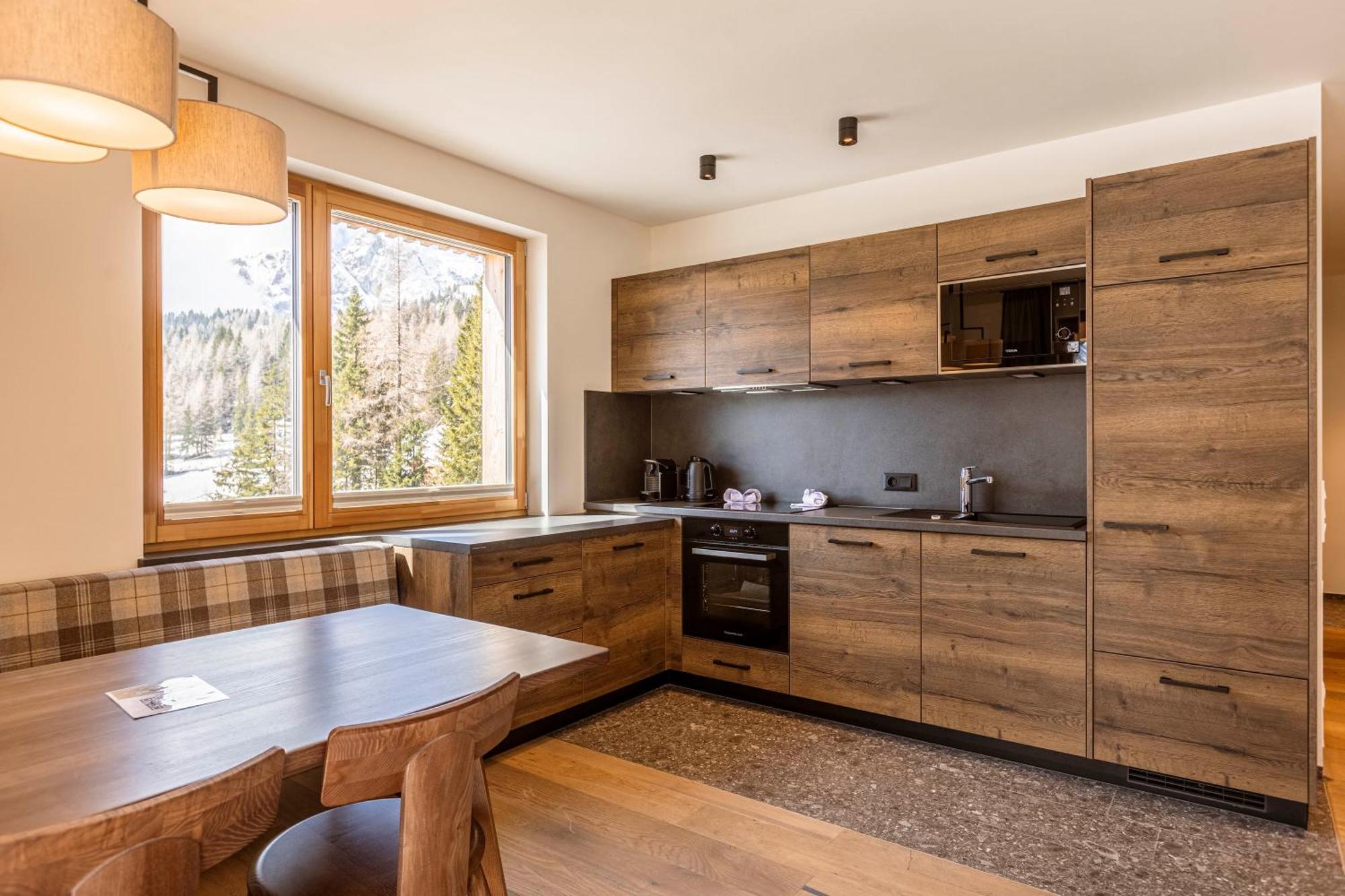 Almresort Sonnenalpe Nassfeld By Alps Resorts Exteriör bild
